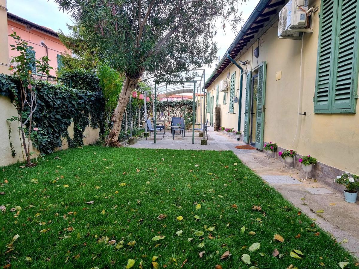 Rose Inn Guest House Pisa Exterior foto